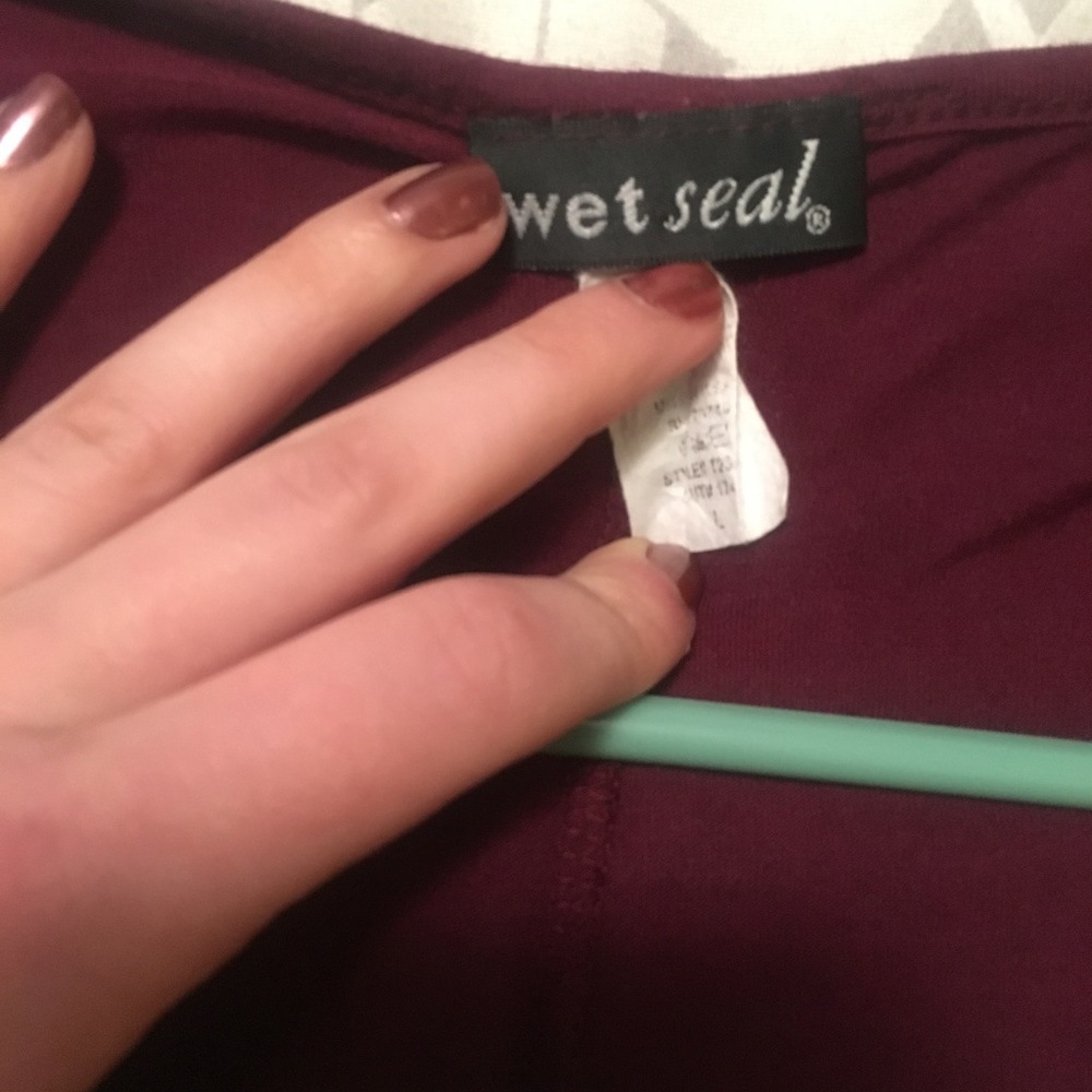 Maroon wet seal top